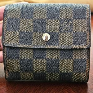 Authentic Louis Vuitton Damier Wallet